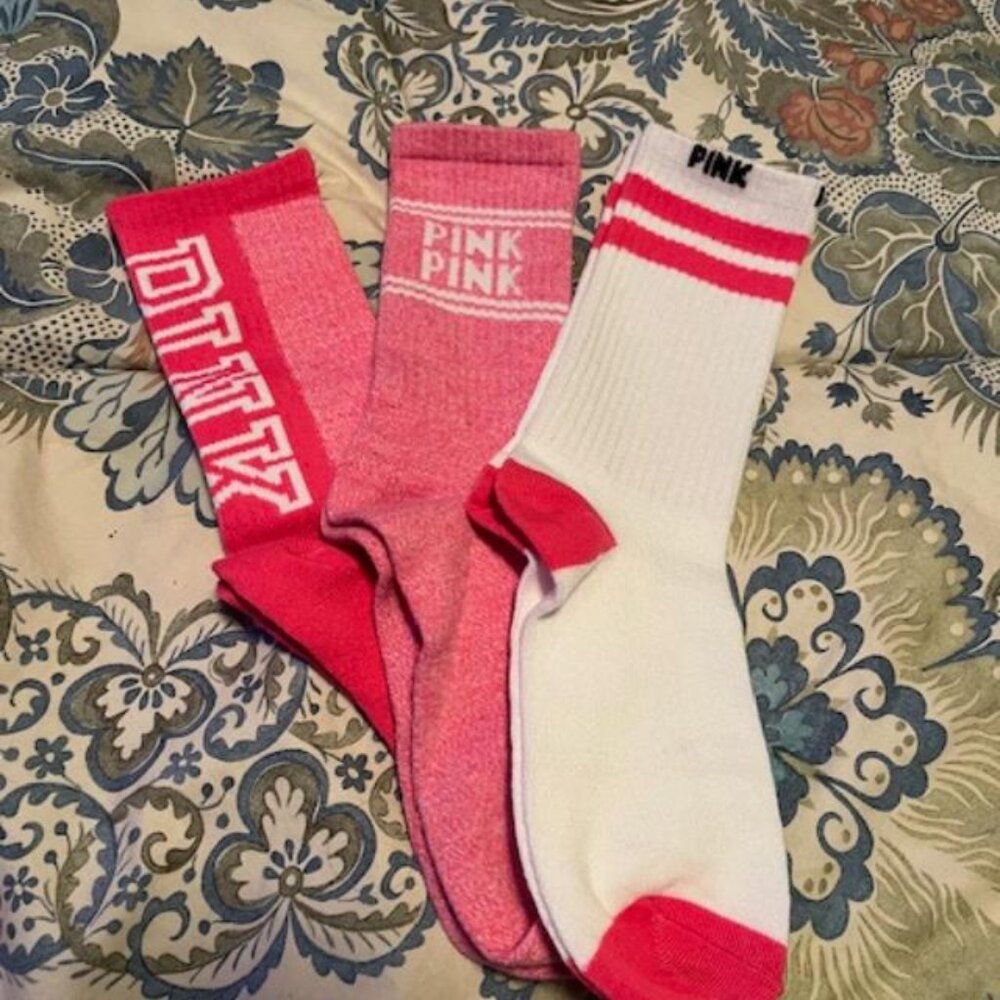 Victoria's Secret PINK Crew Socks Set of 3 NWOT